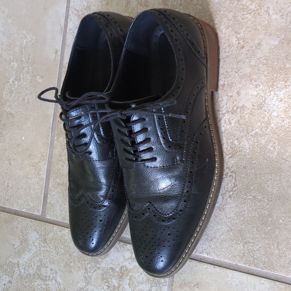 Van Heusen Black Men's Wingtip Dress Shoes Size 10